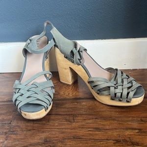 HINGE Parker Blue suede wooden block heel strappy